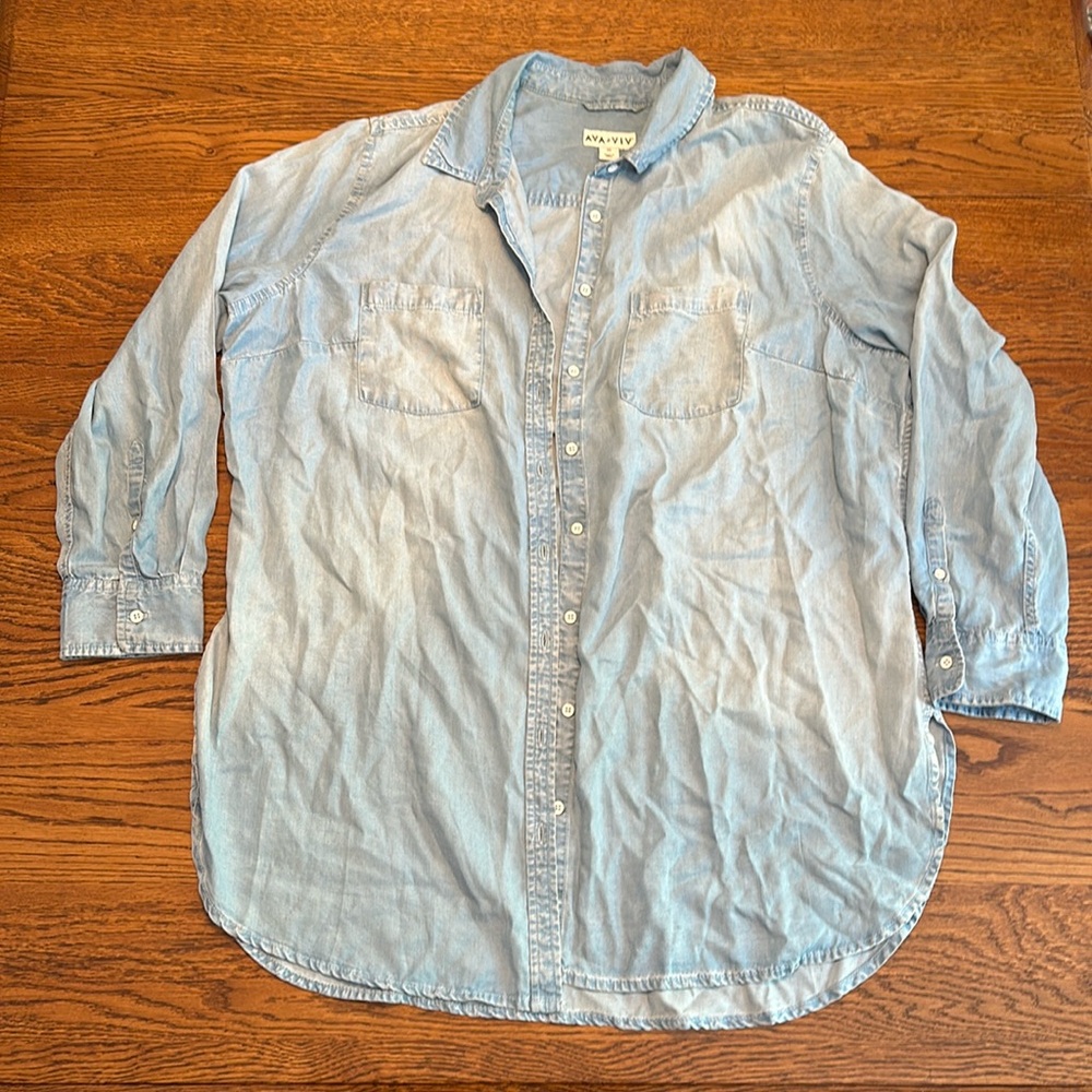 Ava and Viv light chambray tunic, 2x